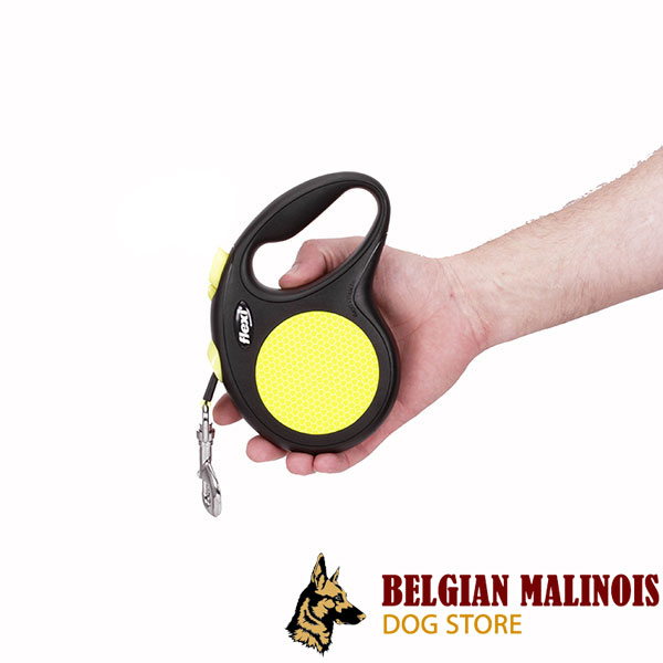 Everyday Retractable Leash Neon Style for Total Comfort