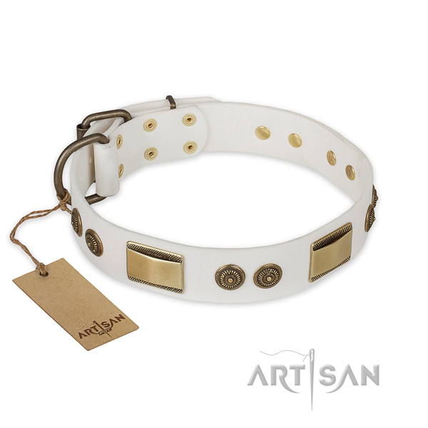 Extraordinary genuine leather dog collar for comfy wearing