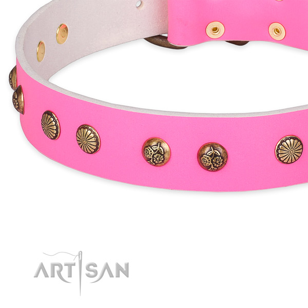 Top notch natural genuine leather collar for your lovely doggie