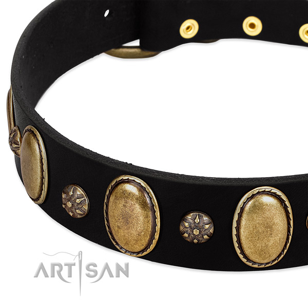 Comfy wearing soft genuine leather dog collar
