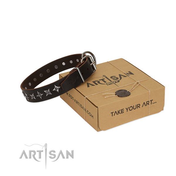 Easy wearing dog collar of durable genuine leather with adornments